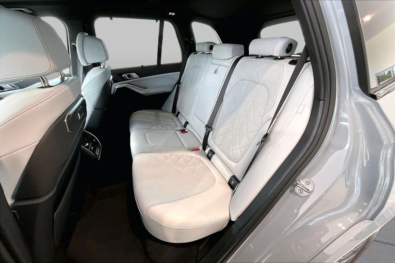 Used 2026 BMW X5 M60i AWD/4WD image 22