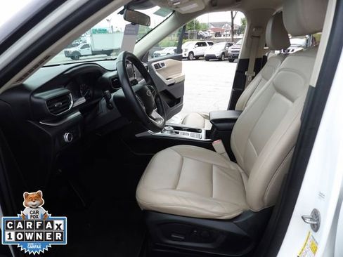 Certified 2022 Ford Explorer XLT w/ Equipment Group 202A RWD image 29