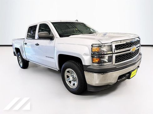 Used 2014 Chevrolet Silverado 1500 W/T w/ Trailering Package AWD/4WD image 3