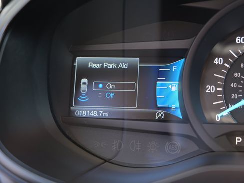 Used 2024 Ford Edge SEL w/ Sport Appearance Package AWD/4WD image 34