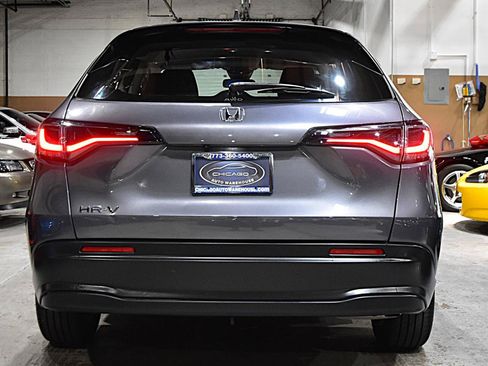 Used 2023 Honda HR-V LX image 5