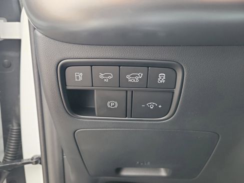 New 2026 Hyundai Ioniq 9 SEL image 11