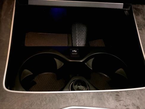 Used 2025 BMW X5 xDrive40i w/ M Sport Package image 35