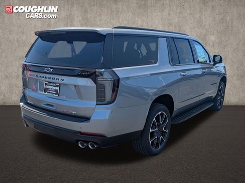 New 2026 Chevrolet Suburban RST w/ Comfort Package AWD/4WD image 7