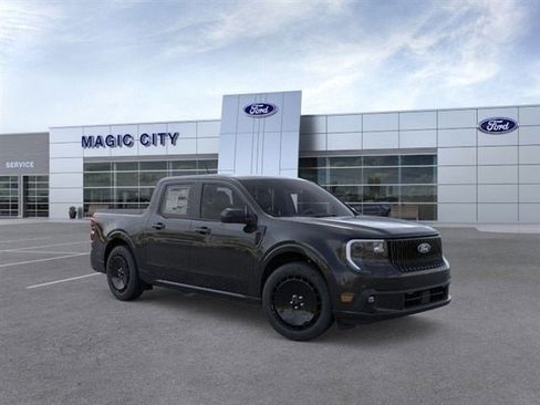 New 2025 Ford Maverick Lobo image 7