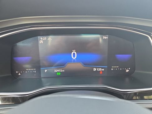 Certified 2022 Volkswagen Jetta SE FWD image 24