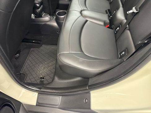 Used 2020 MINI Cooper 4-Door Hardtop image 33