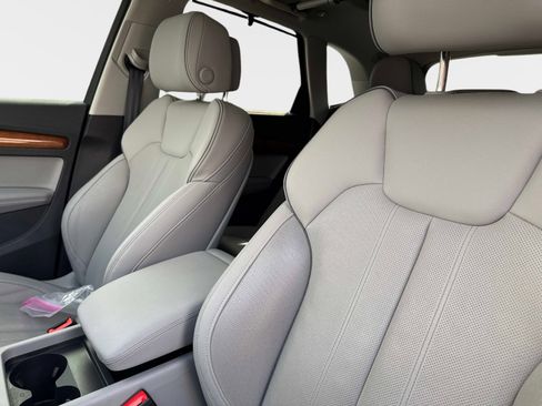 Used 2023 Audi Q5 2.0T Premium Plus w/ Premium Plus Package image 23