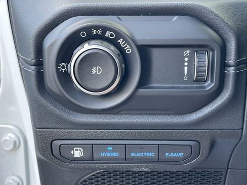 Used 2024 Jeep Wrangler Unlimited Sahara image 34