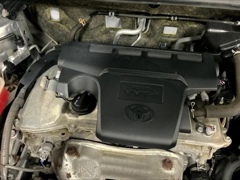 Used 2015 Toyota RAV4 LE AWD/4WD image 30
