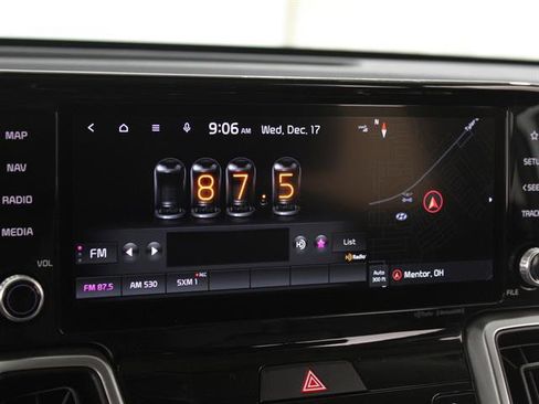 Used 2022 Kia Sorento S image 11