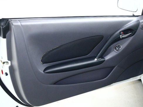 Used 2001 Toyota Celica GT image 19