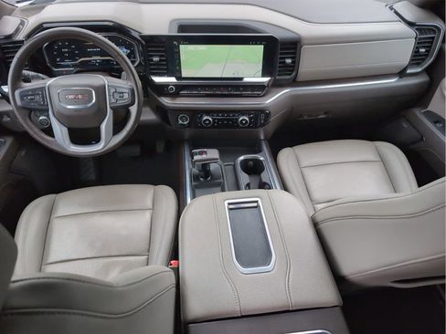 Used 2022 GMC Sierra 1500 SLT w/ SLT Convenience Package image 33