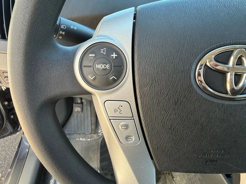 Used 2011 Toyota Prius Three w/ Navigation Pkg FWD image 21