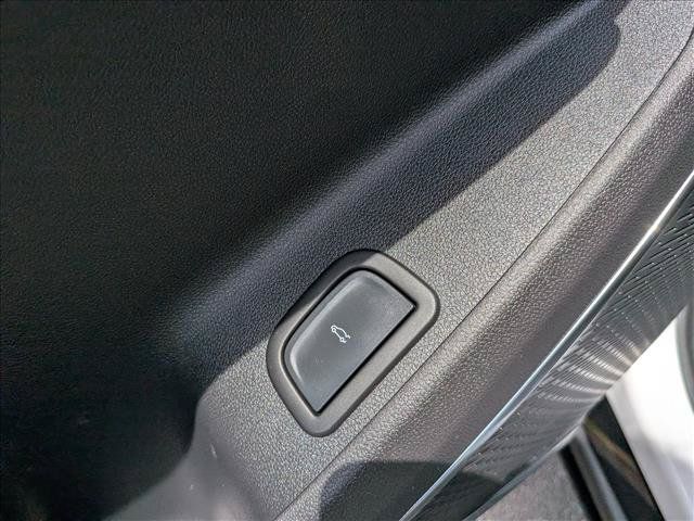 Used 2025 GMC Acadia Denali FWD image 36