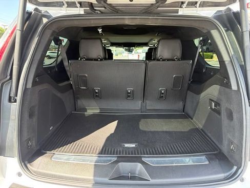 Used 2023 Cadillac Escalade ESV Premium Luxury Platinum w/ LPO, Floor Liner Package AWD/4WD image 6