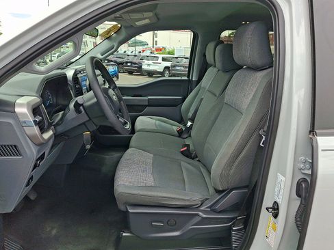 Used 2023 Ford F150 XLT AWD/4WD image 13