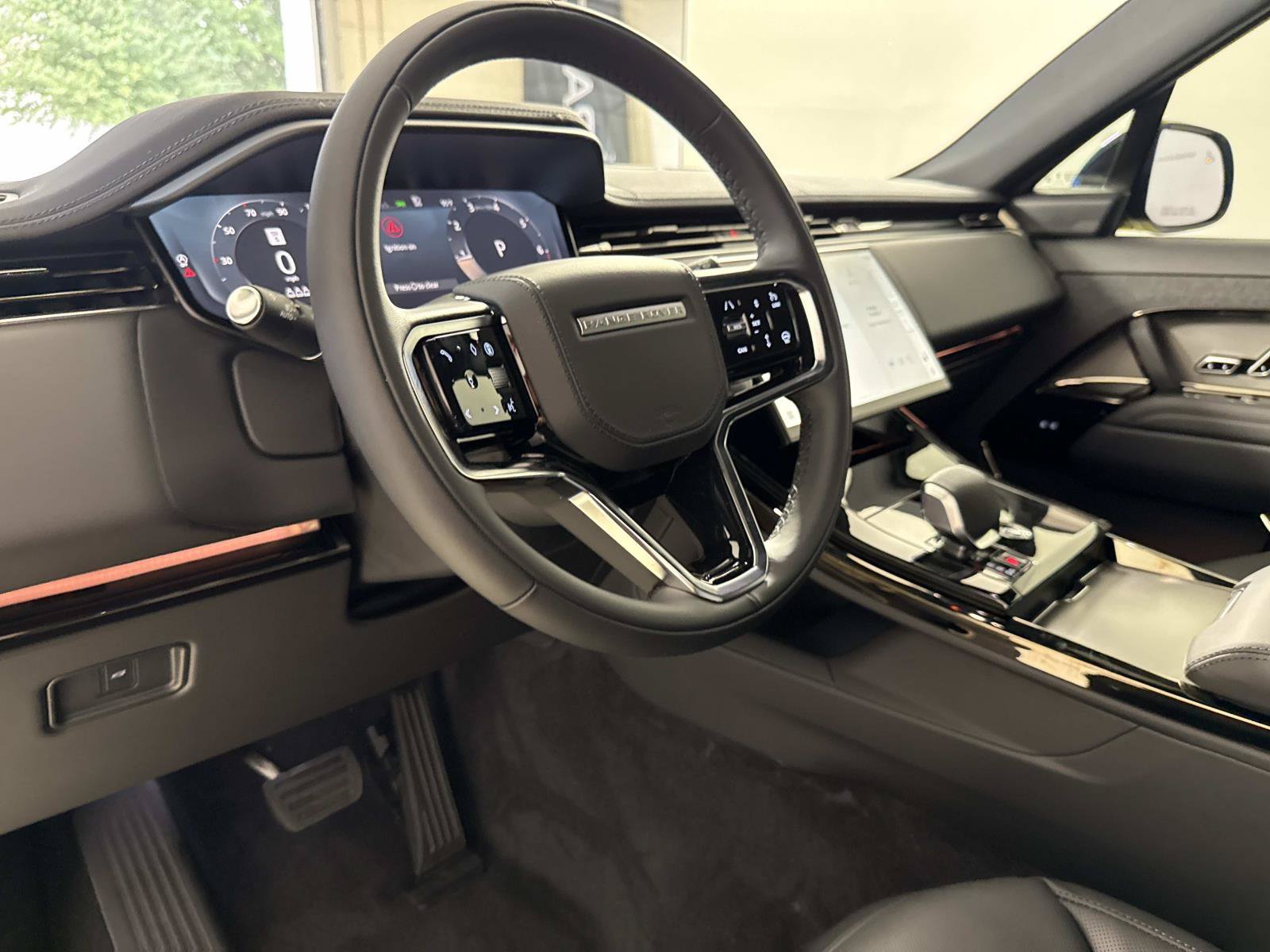 New 2026 Land Rover Range Rover Sport SE AWD/4WD image 22