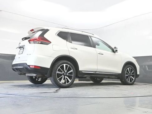 Used 2020 Nissan Rogue SL w/ Premium Package AWD/4WD image 38