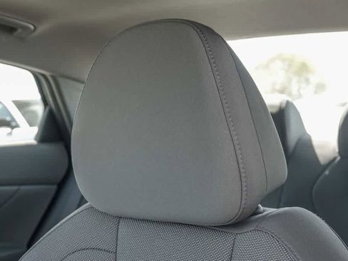 Used 2022 Hyundai Elantra SE w/ Cargo Package FWD image 24