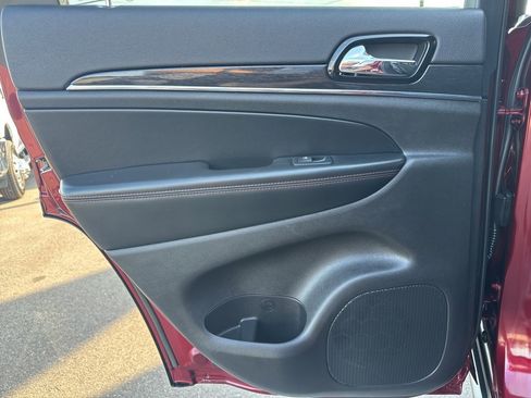 Used 2020 Jeep Grand Cherokee Trailhawk image 19