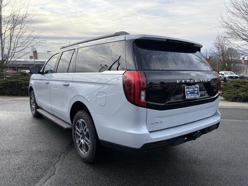 New 2025 Ford Expedition Max Active image 5