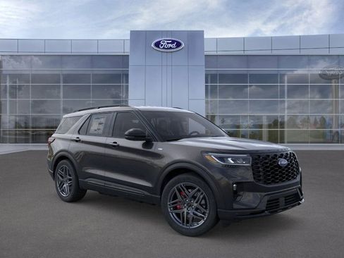New 2025 Ford Explorer ST-Line w/ Premium Package image 32
