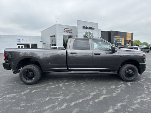 New 2026 RAM 3500 Tradesman image 14