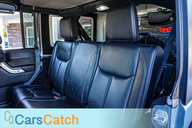 Used 2015 Jeep Wrangler Unlimited Rubicon AWD/4WD image 34