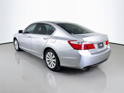 Used 2015 Honda Accord Touring image 5