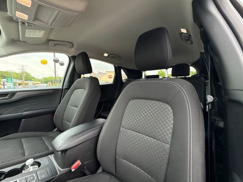 Used 2025 Ford Escape Active AWD/4WD image 24
