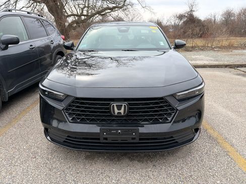 Used 2024 Honda Accord Sport image 4