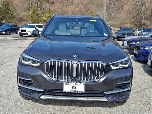 Used 2023 BMW X5 xDrive40i w/ Premium Package image 2