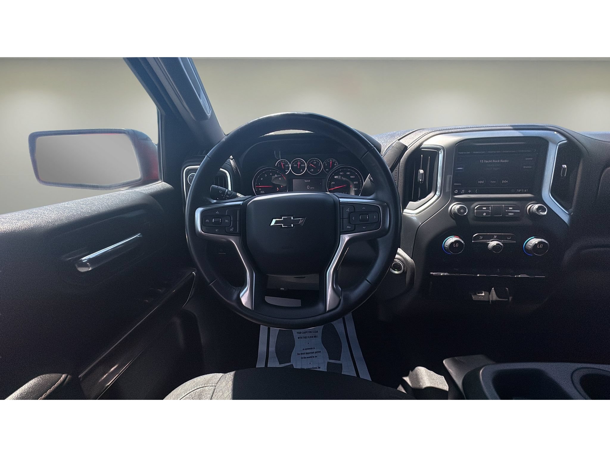 Used 2022 Chevrolet Silverado 1500 RST AWD/4WD image 11