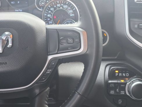Used 2022 RAM 1500 Big Horn AWD/4WD image 35