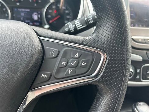 Used 2021 Chevrolet Equinox LT w/ LPO, Floor Liner Package image 23