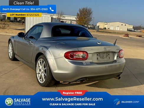 Used 2009 MAZDA MX-5 Miata Grand Touring w/ Premium Pkg image 4