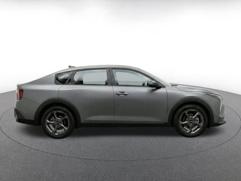 Used 2025 Kia K4 FWD image 10