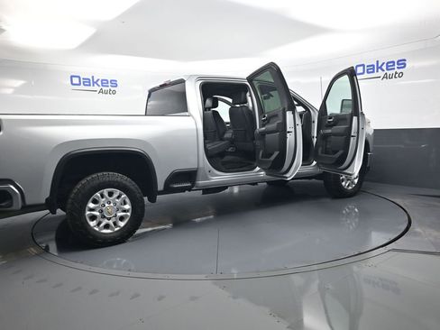 Used 2022 Chevrolet Silverado 2500 LTZ AWD/4WD image 55