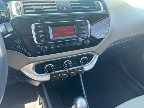 Used 2016 Kia Rio LX FWD image 16