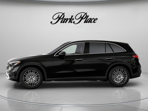Used 2026 Mercedes-Benz GLC 300 image 6
