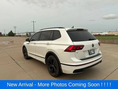 Used 2023 Volkswagen Tiguan SE R-Line FWD image 7
