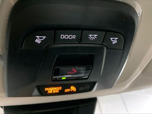 Used 2024 Toyota Corolla LE FWD image 34