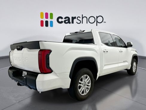 Used 2022 Toyota Tundra SR5 w/ Advanced Technology Package AWD/4WD image 5