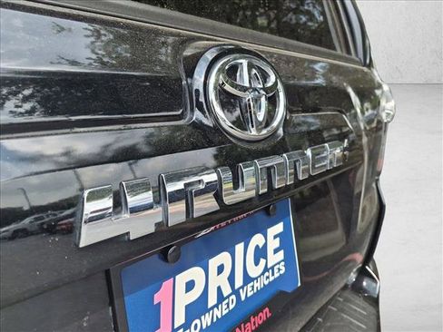 Used 2022 Toyota 4Runner SR5 RWD image 11