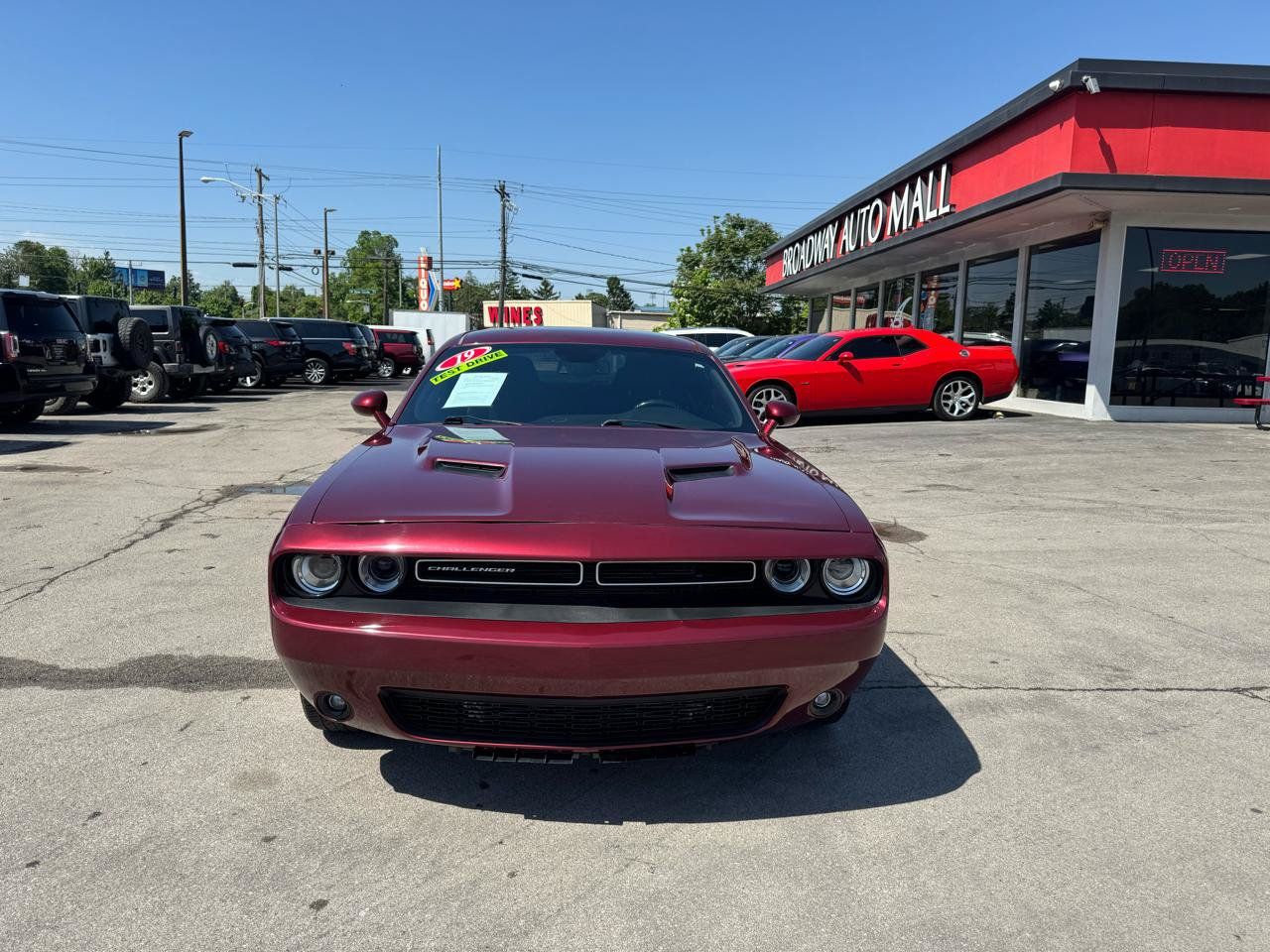 Used 2019 Dodge Challenger SXT RWD image 8