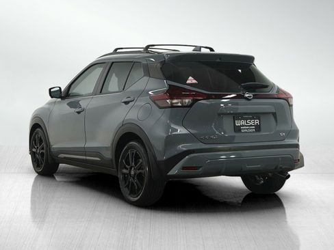Used 2022 Nissan Kicks SR w/ Premium Package image 3