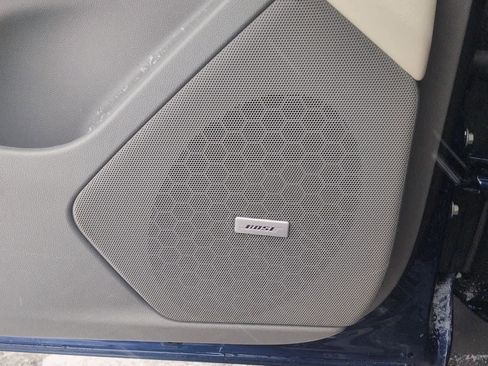 Certified 2024 Cadillac XT5 Premium Luxury image 32