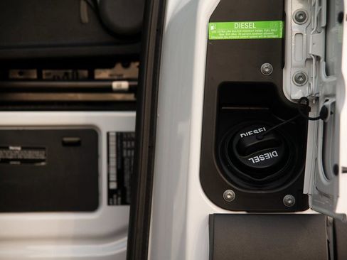 Used 2025 Mercedes-Benz Sprinter 2500 image 29