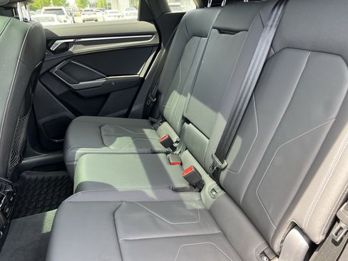 Certified 2025 Audi Q3 2.0T Premium w/ Convenience Package AWD/4WD image 34